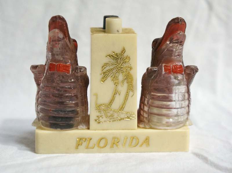Florida - Alligator Salt & Pepper Shakers (1)
