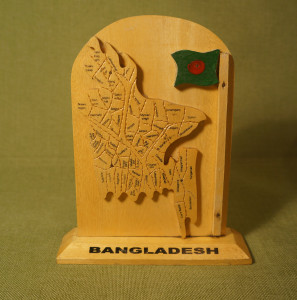 Bangladesh - Wood Ornament (1)