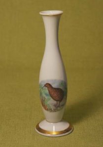 New Zealand - Vase - ceramic - with kiwi bird (1)