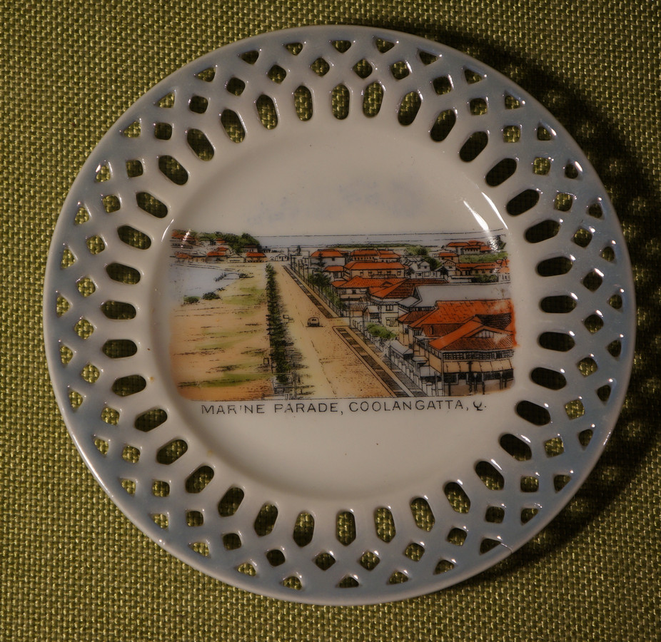 Coolangatta - Marine Parade - Display Plate (1)