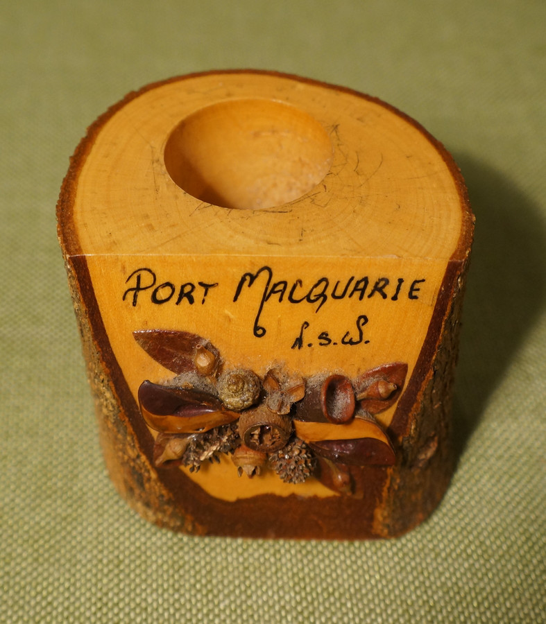 Port MacQuarie - pen satnd (1)